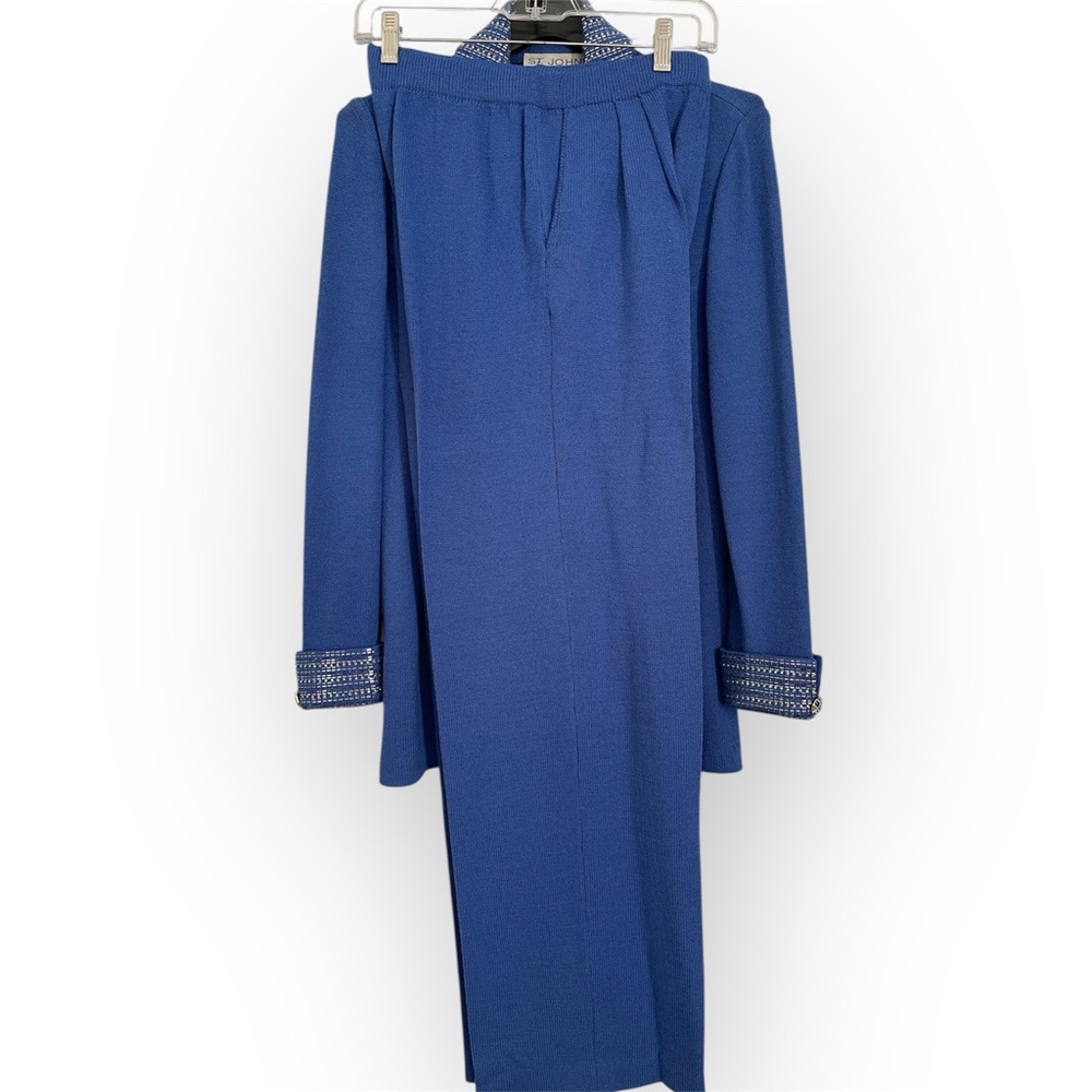 St. John Basics Blue Knit pants size 8